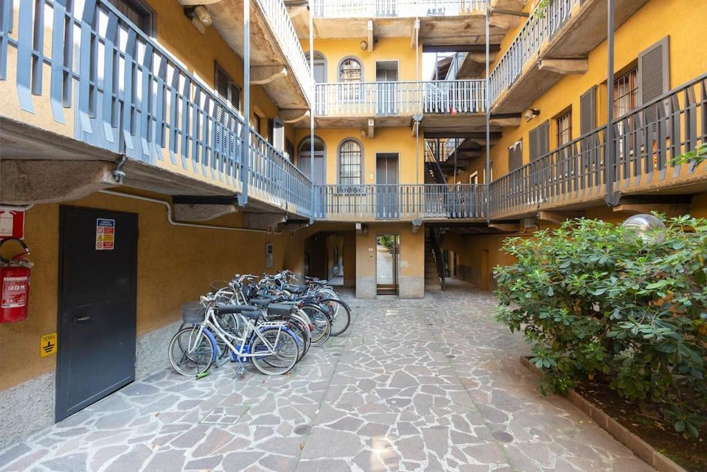 My Charming Apartments Ai Navigli-Vigevano Suite Milano Dış mekan fotoğraf